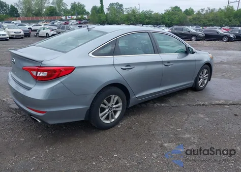 2015 Hyundai Sonata Se z USA, uszkodzony, nr VIN 5NPE24AF3FH213613